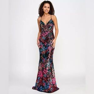Crystal Doll Juniors' V-Neck Floral-Sequin Lace-Up-Back Gown
